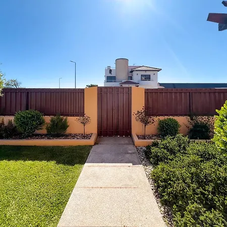 Casa Atlantico - 5 Minutes From The בית נופש ויאנה דו קסטלו